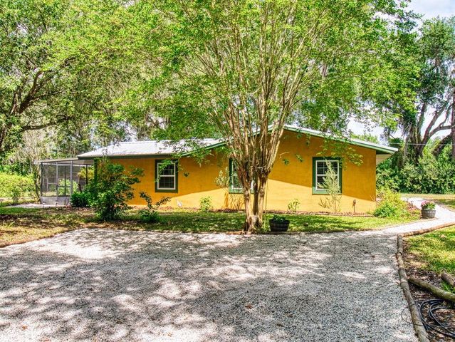 2713 CR 776, Webster, FL 33597