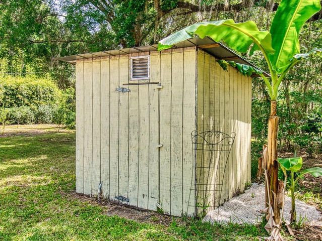 2713 CR 776, Webster, FL 33597