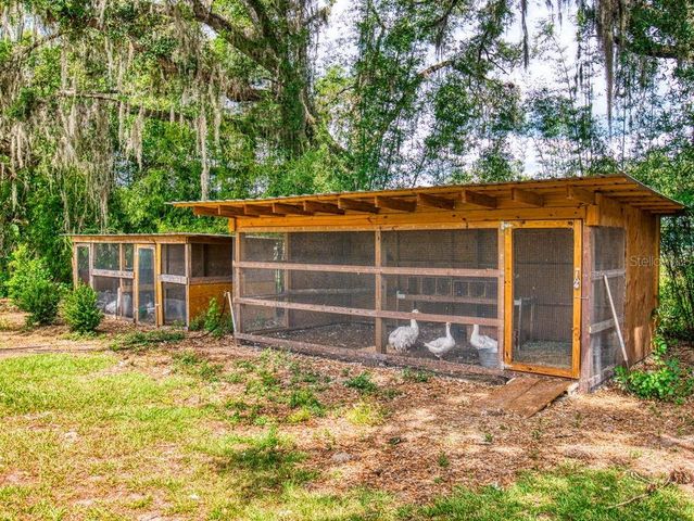 2713 CR 776, Webster, FL 33597
