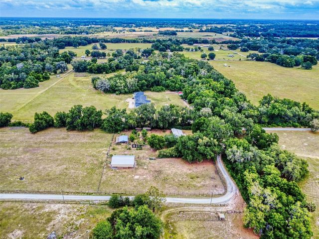 2713 CR 776, Webster, FL 33597