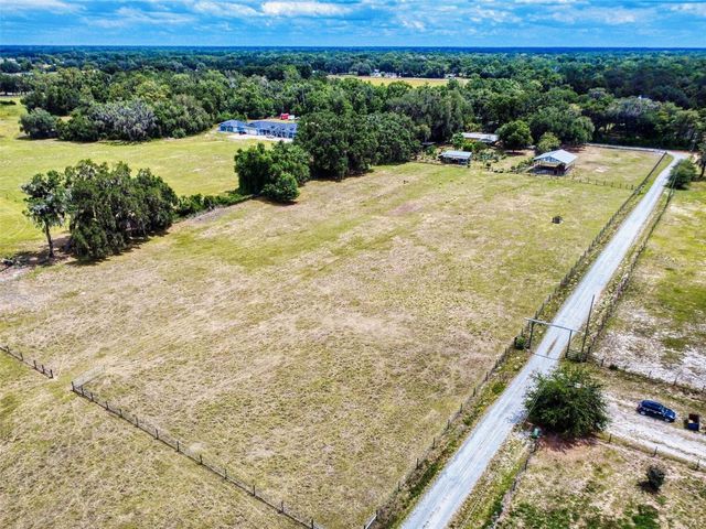 2713 CR 776, Webster, FL 33597