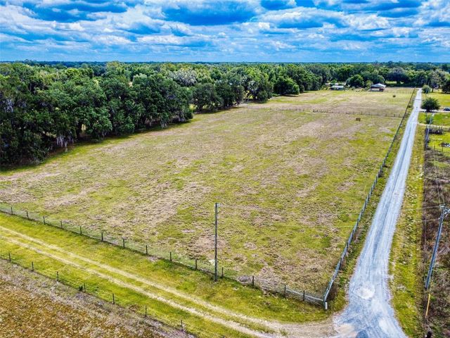 2713 CR 776, Webster, FL 33597