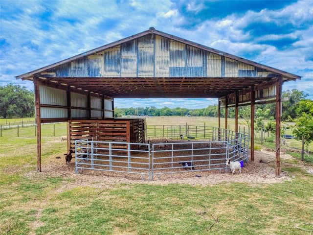 2713 CR 776, Webster, FL 33597