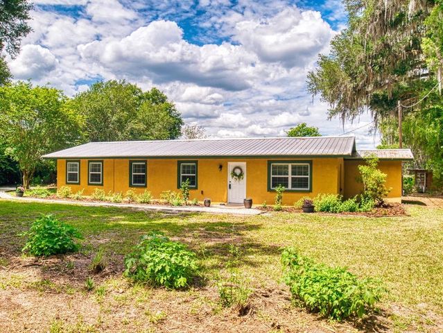 2713 CR 776, Webster, FL 33597
