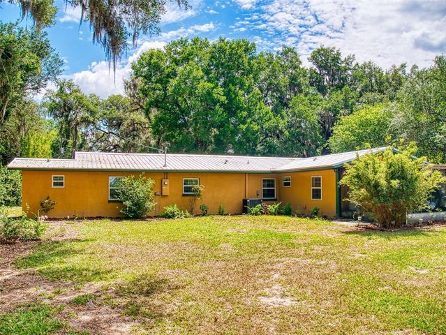 2713 CR 776, Webster, FL 33597