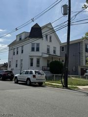 400 Maple Ave, Elizabeth City, NJ 07202