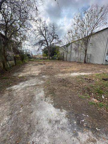 3720 Bell Street, Houston, TX 77003