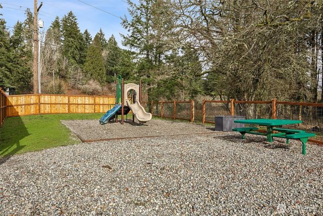 323 Briar Lane S, Tenino, WA 98589