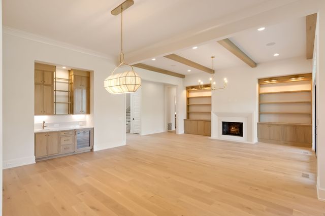 1704 Southwick Dr, Brentwood, TN 37027
