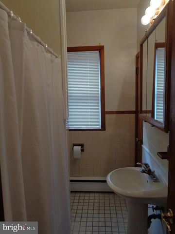 314 VICTORIA ST, Glassboro, NJ 08028