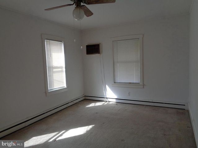 314 VICTORIA ST, Glassboro, NJ 08028