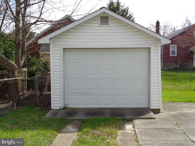 314 VICTORIA ST, Glassboro, NJ 08028