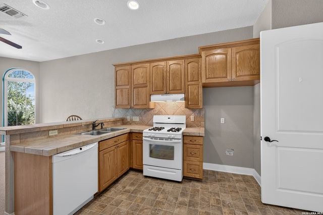 302 Cotton Cloud, San Antonio, TX 78260