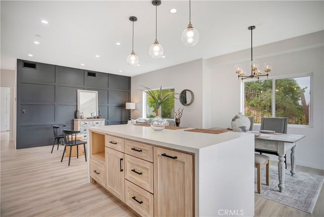 12519 Haleh Ln, Sylmar, CA 91342