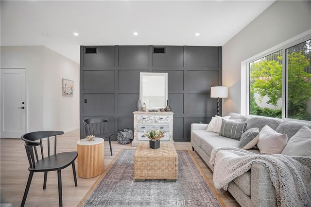 12519 Haleh Ln, Sylmar, CA 91342