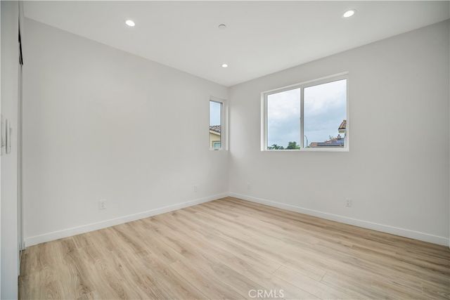 12519 Haleh Ln, Sylmar, CA 91342