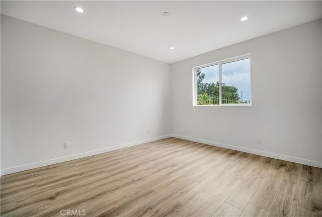 12519 Haleh Ln, Sylmar, CA 91342