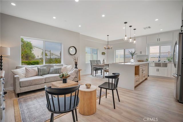 12519 Haleh Ln, Sylmar, CA 91342