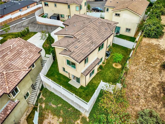 12519 Haleh Ln, Sylmar, CA 91342