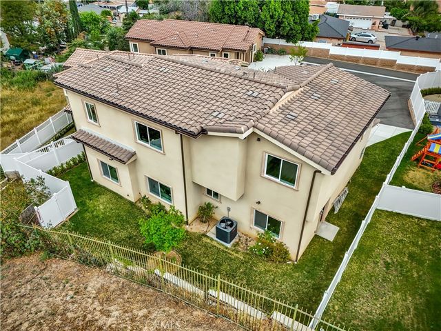 12519 Haleh Ln, Sylmar, CA 91342