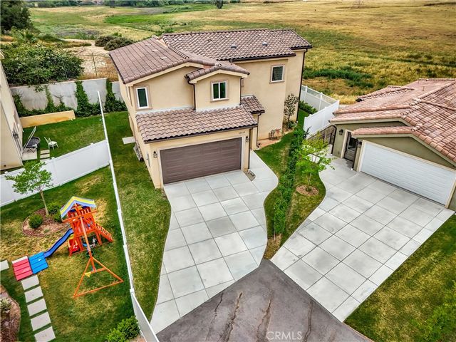 12519 Haleh Ln, Sylmar, CA 91342