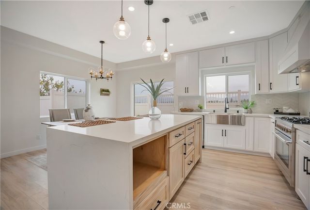 12519 Haleh Ln, Sylmar, CA 91342