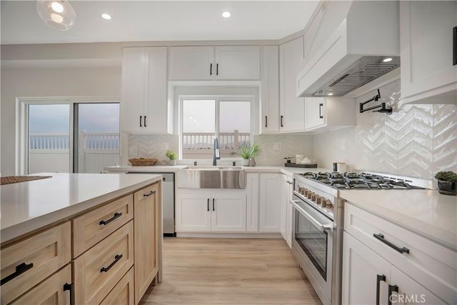 12519 Haleh Ln, Sylmar, CA 91342