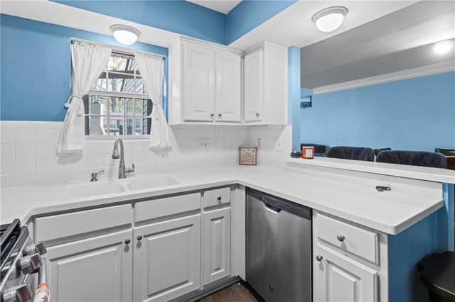 547 Picketts Bend Circle, Marietta, GA 30008