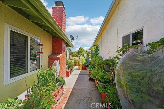 199 Summit View Drive B, Calimesa, CA 92320