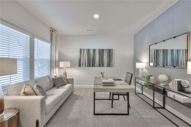 918 Brookshade Trail, Lawrenceville, GA 30045