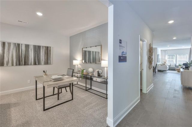 918 Brookshade Trail, Lawrenceville, GA 30045