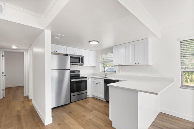 555 62ND STREET S 110, St Petersburg, FL 33707