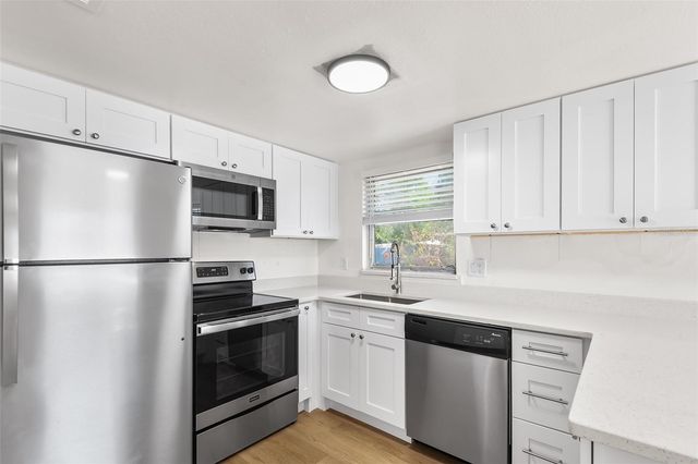 555 62ND STREET S 110, St Petersburg, FL 33707