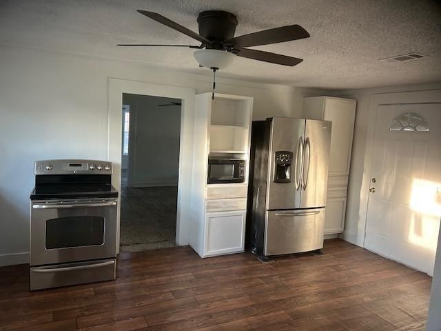 2115 Bonnie Street, Orange, TX 77630