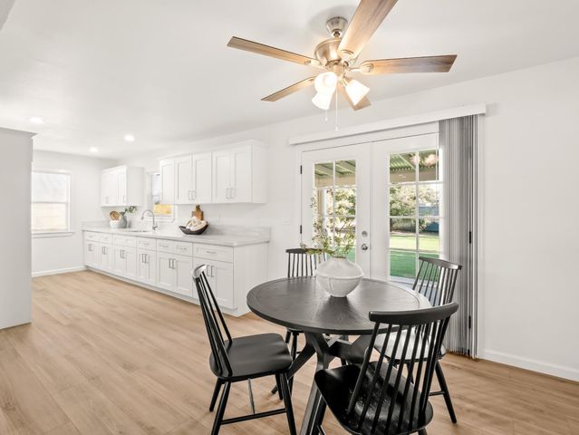 2044 E Sierra Madre Avenue, Fresno, CA 93726