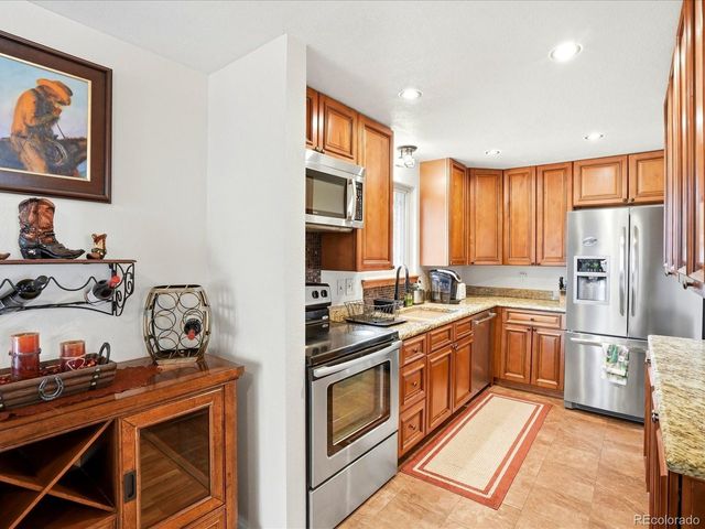 10865 W 68th Ave, Arvada, CO 80004