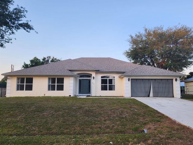 245 SW Tulip Boulevard, Port St Lucie, FL 34953