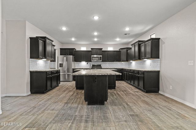 12749 IRON FALLS Drive, Horizon City, TX 79928