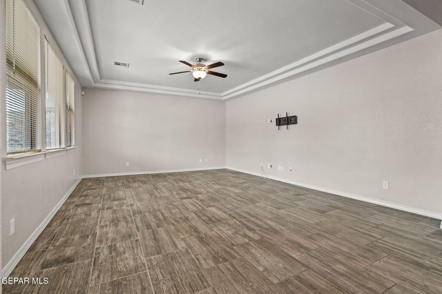 12749 IRON FALLS Drive, Horizon City, TX 79928