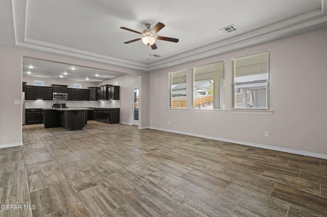 12749 IRON FALLS Drive, Horizon City, TX 79928