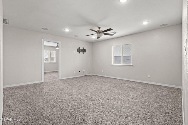 12749 IRON FALLS Drive, Horizon City, TX 79928