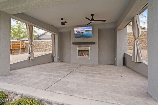 12749 IRON FALLS Drive, Horizon City, TX 79928