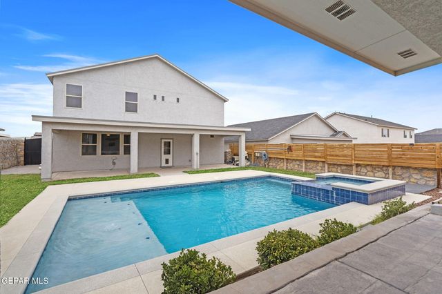 12749 IRON FALLS Drive, Horizon City, TX 79928