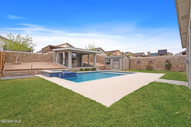 12749 IRON FALLS Drive, Horizon City, TX 79928