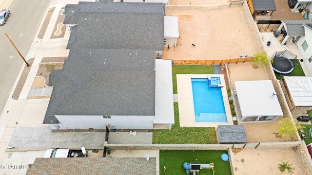 12749 IRON FALLS Drive, Horizon City, TX 79928