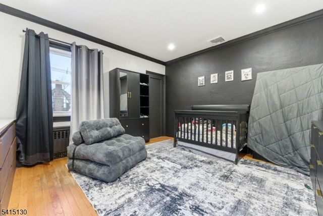 9 New Brier Ln, Clifton City, NJ 07012