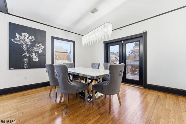 9 New Brier Ln, Clifton City, NJ 07012