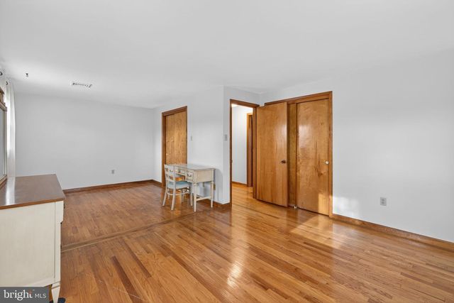 201 JACKSON RD, Gilbertsville, PA 19525