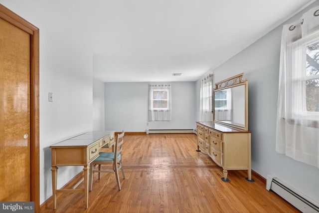 201 JACKSON RD, Gilbertsville, PA 19525