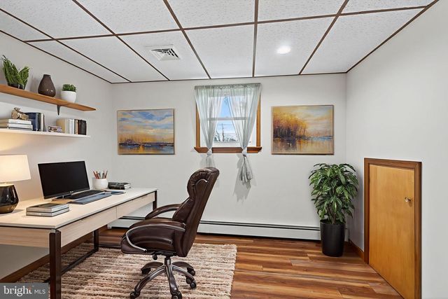 201 JACKSON RD, Gilbertsville, PA 19525